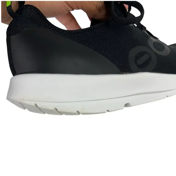 OOfos Men’s OOmg Sport LS Low Top Lace Up Recovery Comfort Shoes Sneakers 12.5