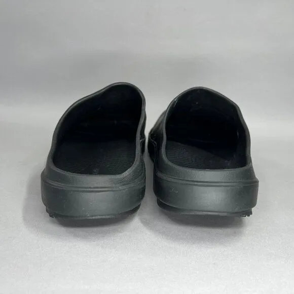 Oofos Men's Size 11 Black Oocloog Clogs