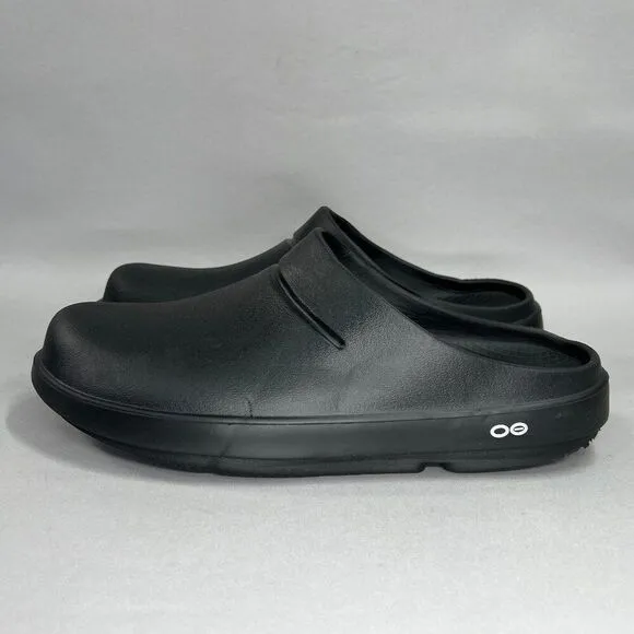 Oofos Men's Size 11 Black Oocloog Clogs