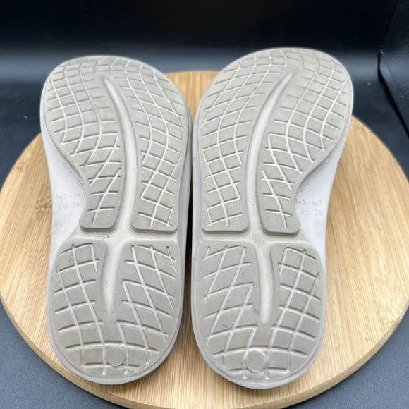 Oofos OOAHH Womens Size 7 Slide Sandal Nomad Beige Slip On Casual Recovery Shoes