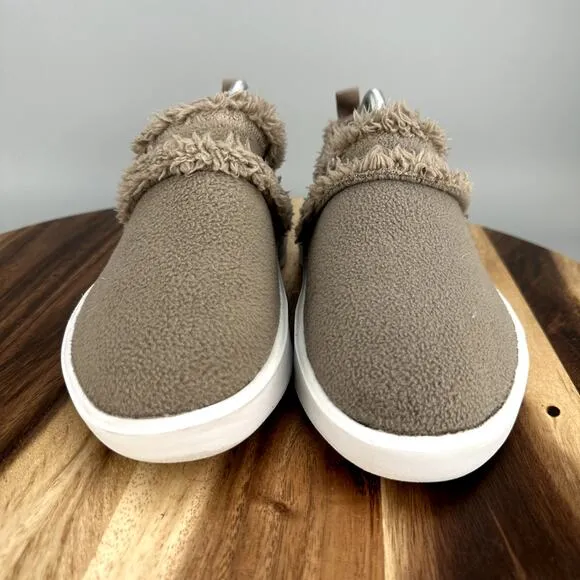 Oofos Oocoozie Low Women's 10 (EU 41) Comfort Recovery SlipOn Shoes Brown Sherpa
