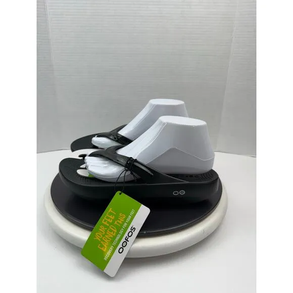 OOFOS OOLALA Women's Recovery Shiny Flip Flop Sandal Black Slip On Shoes Size 10