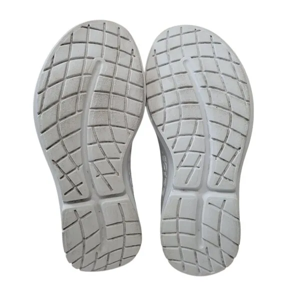 OOFOS OOmg eeZee Low Shoe Recovery Comfort Sneaker