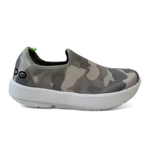 OOFOS OOmg eeZee Low Shoe Recovery Comfort Sneaker