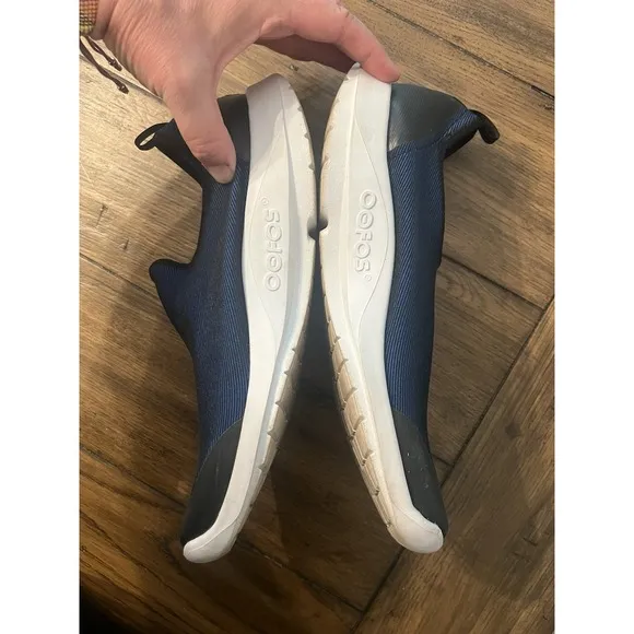 OOFOS Oomg Eezee Low Sneakers Men's 11.5 Slip On Recovery Comfort Athletic Shoes