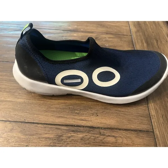 OOFOS Oomg Eezee Low Sneakers Men's 11.5 Slip On Recovery Comfort Athletic Shoes
