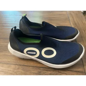 OOFOS Oomg Eezee Low Sneakers Men's 11.5 Slip On Recovery Comfort Athletic Shoes