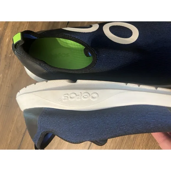 OOFOS Oomg Eezee Low Sneakers Men's 11.5 Slip On Recovery Comfort Athletic Shoes