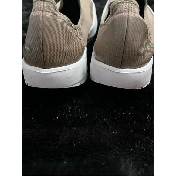 Oofos Oomg Eezee Low Top Taupe Canvas Slip On Recovery Shoes Sz 9.5