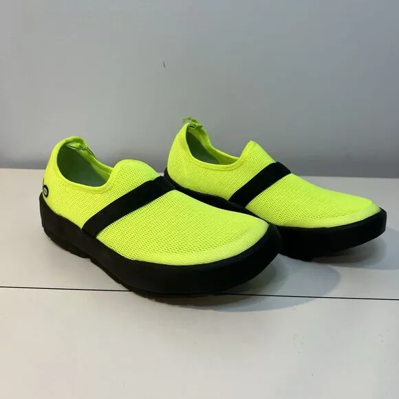 Oofos OOmg eeZee Low Womens 8 Shoes Slip On Black Citron Comfort Recovery Shoes