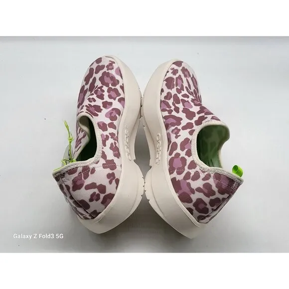 OOFOS OOMG Eezee Womens Rose Leopard Oofoam Slip On Shoes Sneakers Wom 6 EU37 4