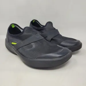Oofos OOmg Fibre Low Shoes Mens 11 Black Recovery Slip On Comfort Mesh