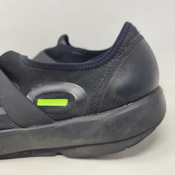 Oofos OOmg Fibre Low Shoes Mens 11 Black Recovery Slip On Comfort Mesh