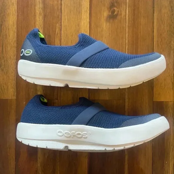 OOFOS OOmg Low Women’s blue recovery shoes