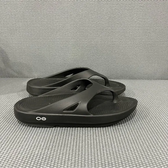OOFOS OOriginal Sandal Women’s‎ 9 Triple Black Recovery Athletic Shoes Slides
