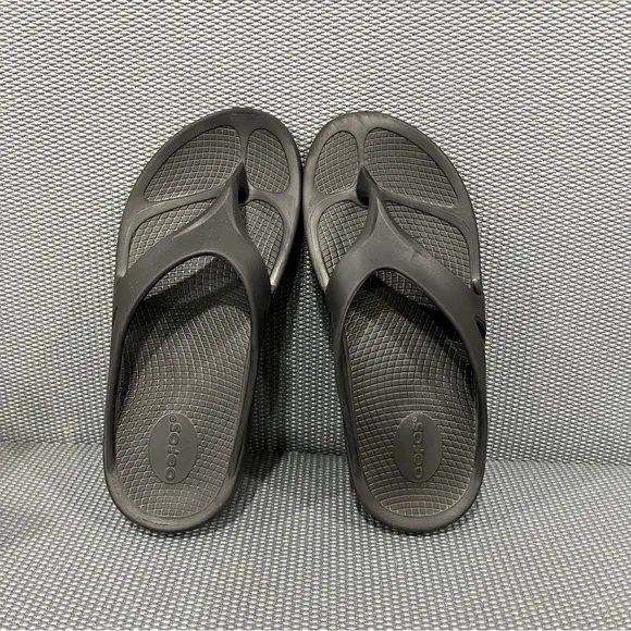 OOFOS OOriginal Sandal Women’s‎ 9 Triple Black Recovery Athletic Shoes Slides