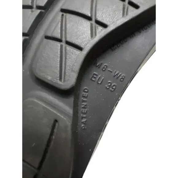 Oofos Ooxandoo Recovery Black Sandal Shoes