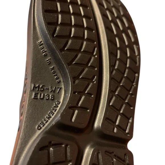 OOFOS Unisex OOcloog - Black - M5 - W7