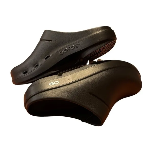 OOFOS Unisex OOcloog - Black - M5 - W7