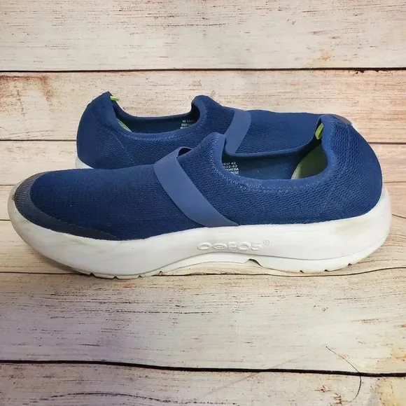 OOFOS Womens US 11 EU 42 OOMG Navy/White Mesh Low Recovery Slip-On Shoes