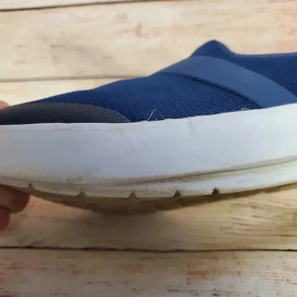 OOFOS Womens US 11 EU 42 OOMG Navy/White Mesh Low Recovery Slip-On Shoes