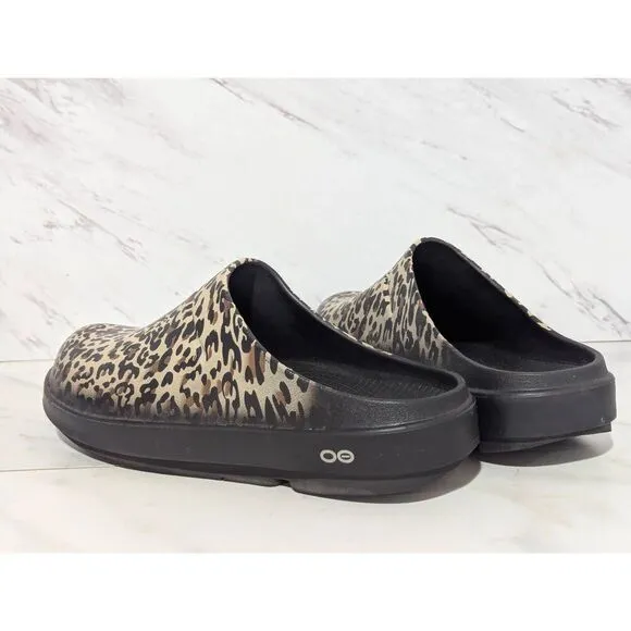 Oofos Unisex Tan &amp; Black Leopard Print Recovery Clog Shoe Men's 9 / Women's 11