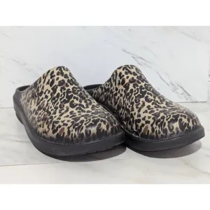 Oofos Unisex Tan &amp; Black Leopard Print Recovery Clog Shoe Men's 9 / Women's 11