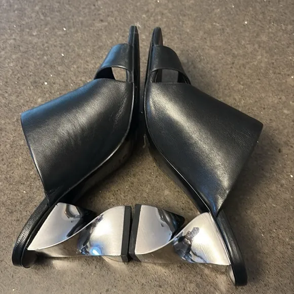 Opening Ceremony Women's Black Slide Sandals 7.5