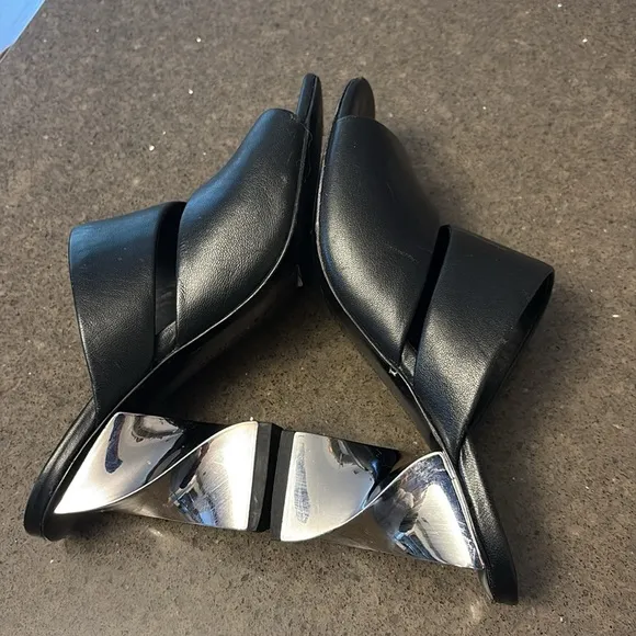Opening Ceremony Women's Black Slide Sandals 7.5