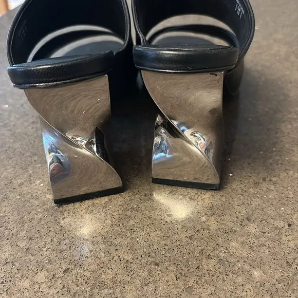 Opening Ceremony Women's Black Slide Sandals 7.5