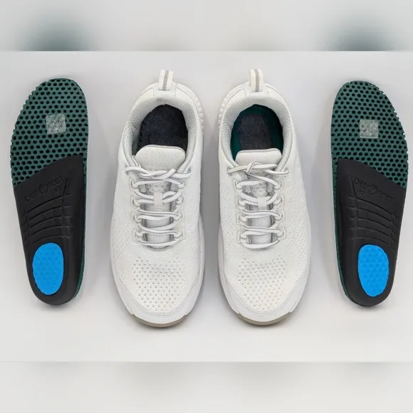 Orthofeet Coral Sneaker White Women 6.5 B