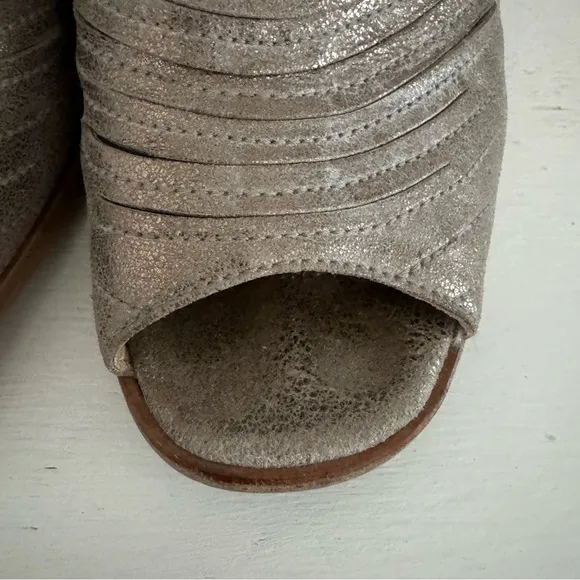 Paul Green Cayanne Metallic Leather Peep Toe Bootie Sandal Size 8