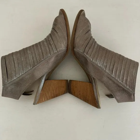 Paul Green Cayanne Metallic Leather Peep Toe Bootie Sandal Size 8
