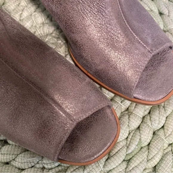 Paul Green Cayenne Bronze Metallic Leather Open Toe Heel Booties