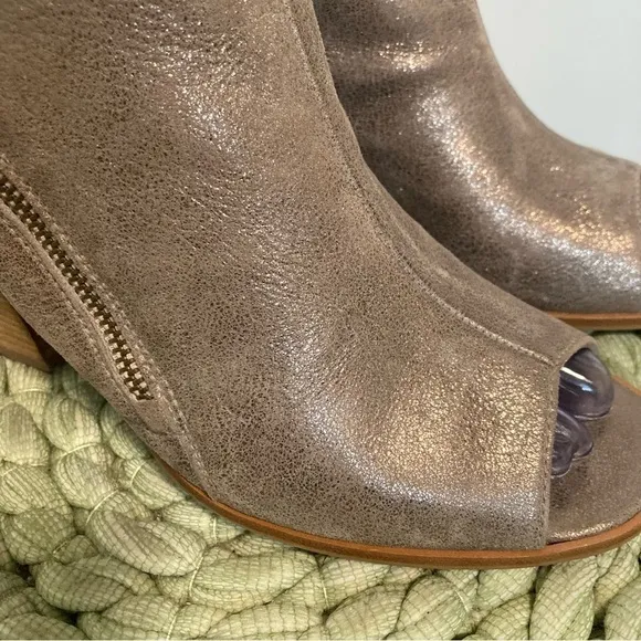 Paul Green Cayenne Bronze Metallic Leather Open Toe Heel Booties