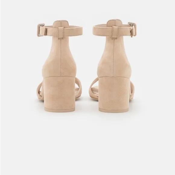 Paul Green Sandals - biscuit/light brown women size EUR 5.5 US 8 new  no box