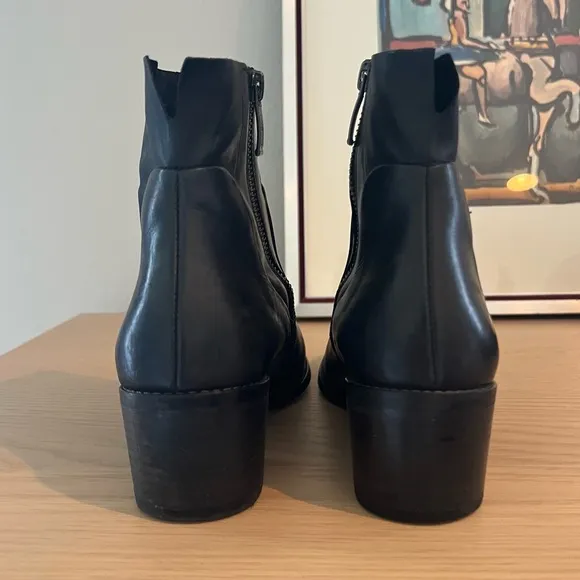 Paul Green Suzette Ankle Boots in Black Women’s size 7