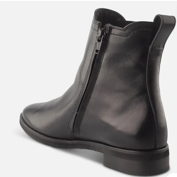 Paul Green Women MINDY BOOT$449.00 size 7.5 US 10 Color — Black Leather