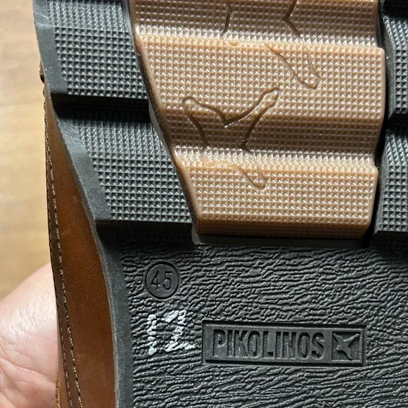 Pikolinos Brown Leather Oxfords with Comfort Sole
