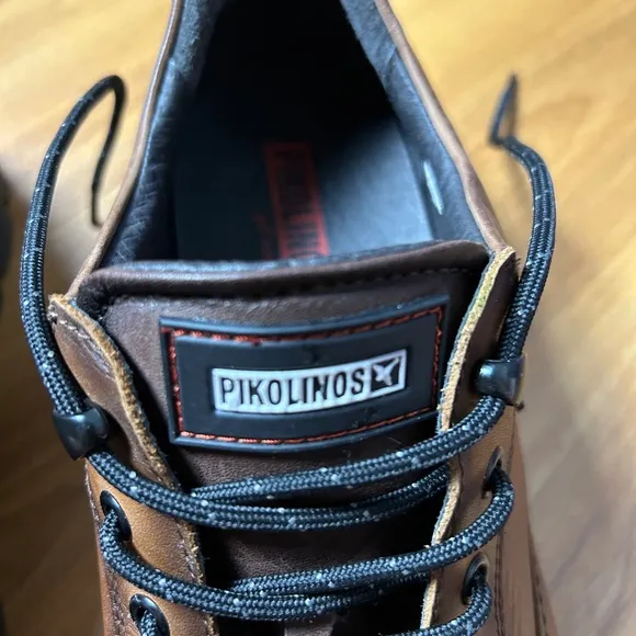 Pikolinos Brown Leather Oxfords with Comfort Sole