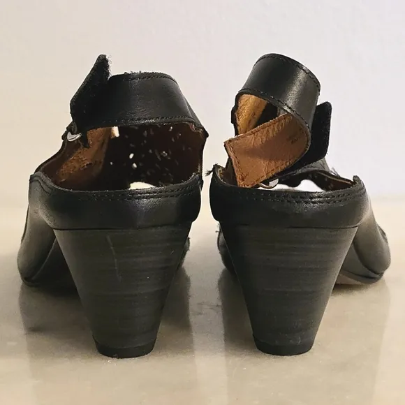 PIKOLINOS Java W5A Black Leather Leaf Laser Cut Sling Back Heeled Sandals 7.5