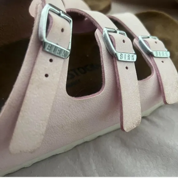 Pink Birkenstock Florida Fresh (Birko-Flor) Sandals in rare color:Brushed Rose