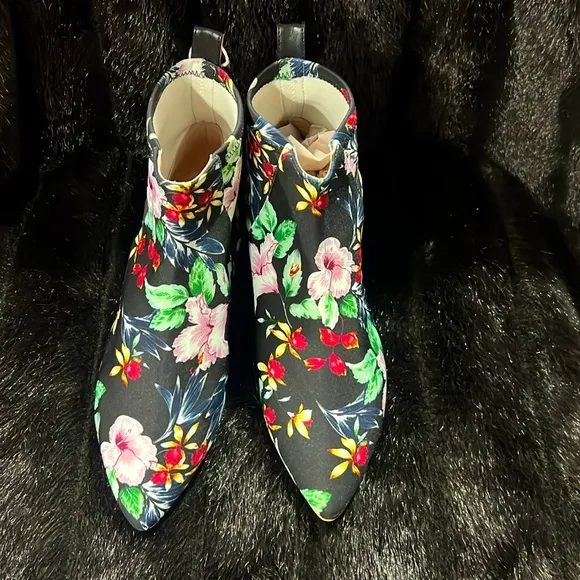POLLINI Women's Black Satin Ankle Boots Pink size 38 Eu / 7.5 US