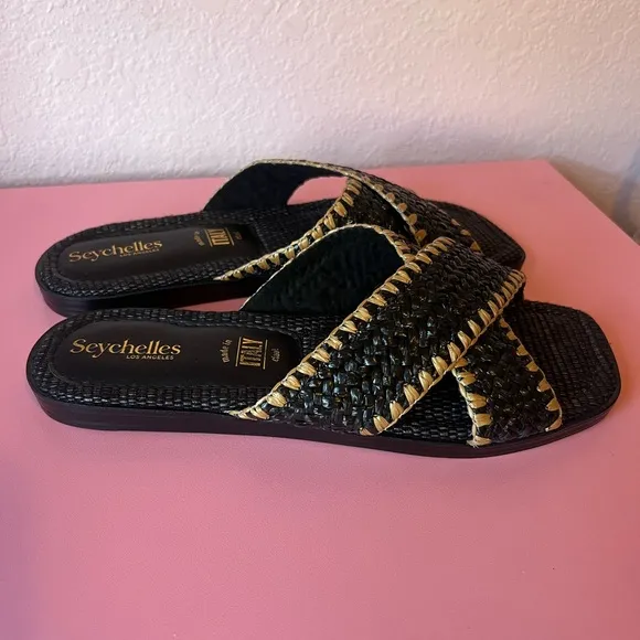 Pomelo Black Raffia Slide Sandals