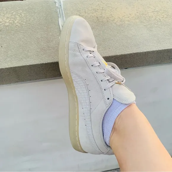 Puma Artistic Leather Used Women’s Tennis Shoes Vintage