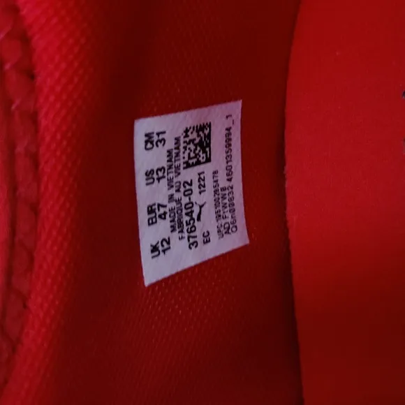 Puma soft ride slip on men's size12 red and black