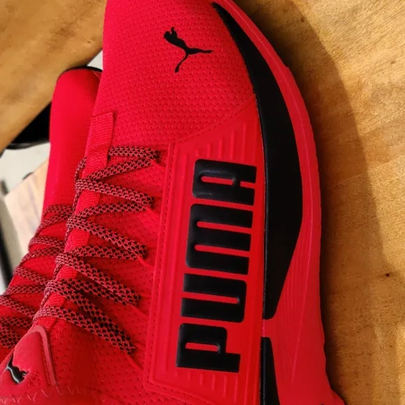Puma soft ride slip on men's size12 red and black
