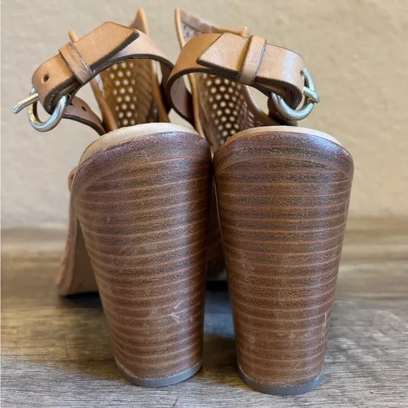 Rag &amp; Bone Wyatt Perforated Tan Leather Sandals Made In Italy