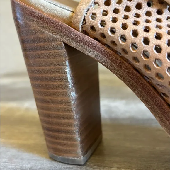 Rag &amp; Bone Wyatt Perforated Tan Leather Sandals Made In Italy