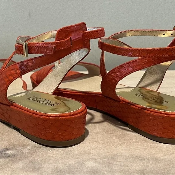 Really Cute Michael Kors Orange Embossed Kaylee Sandals in Size 7.5   NWOB